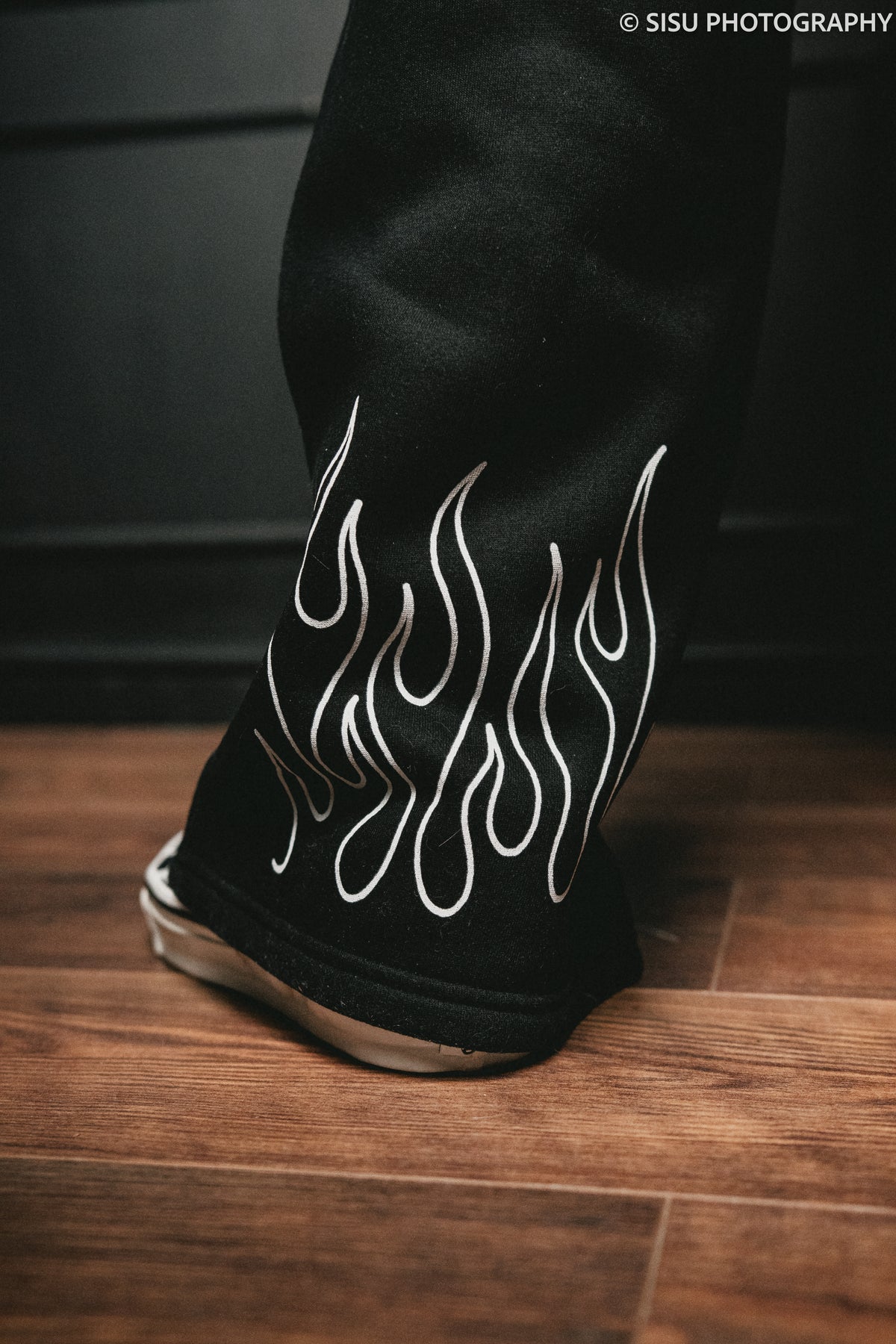 FLAME BOUND WIDE LEG FLEECED JOGGERS