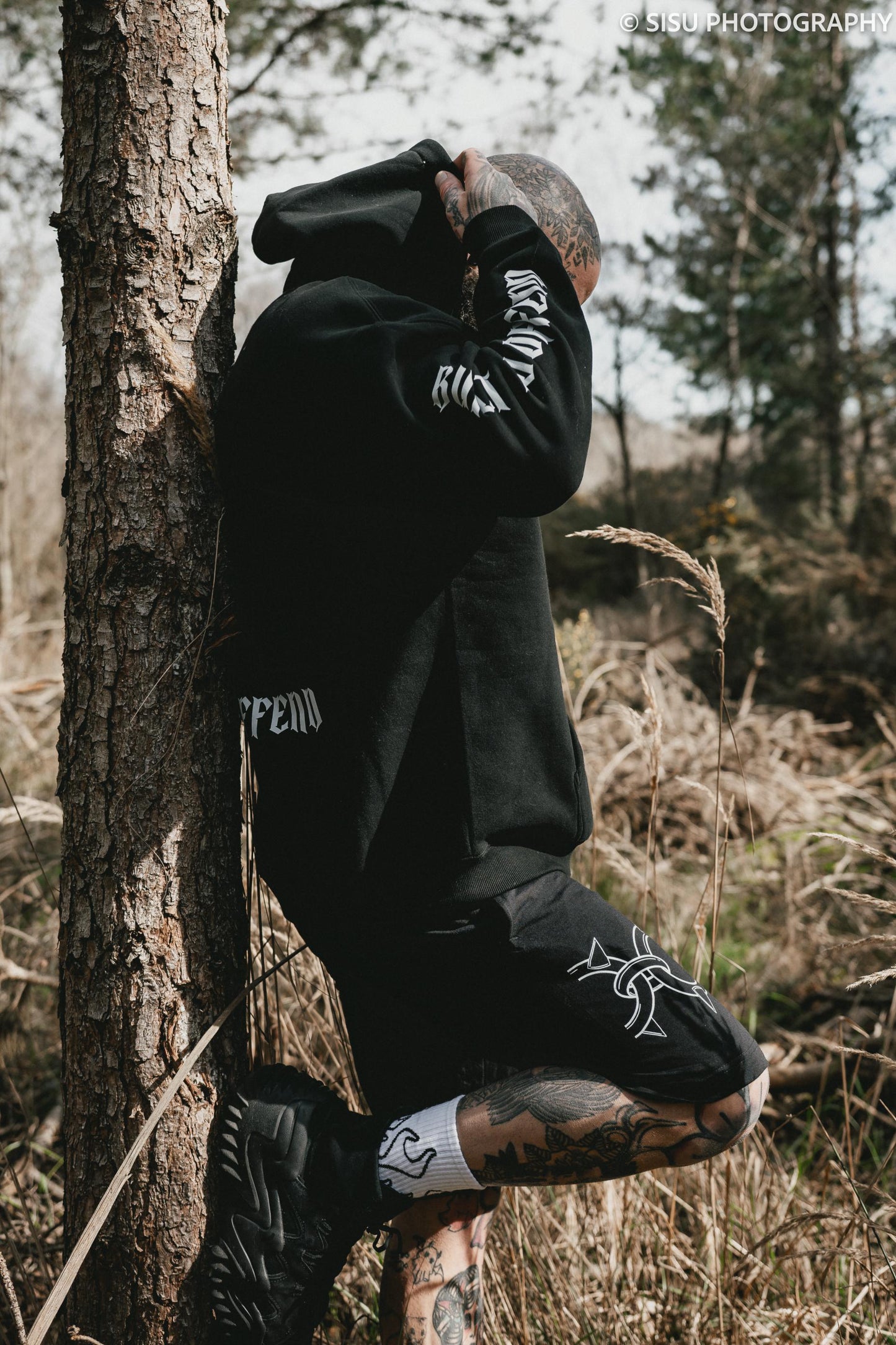 BUILT TO OFFEND OVERSIZED FLEECED HOODIE