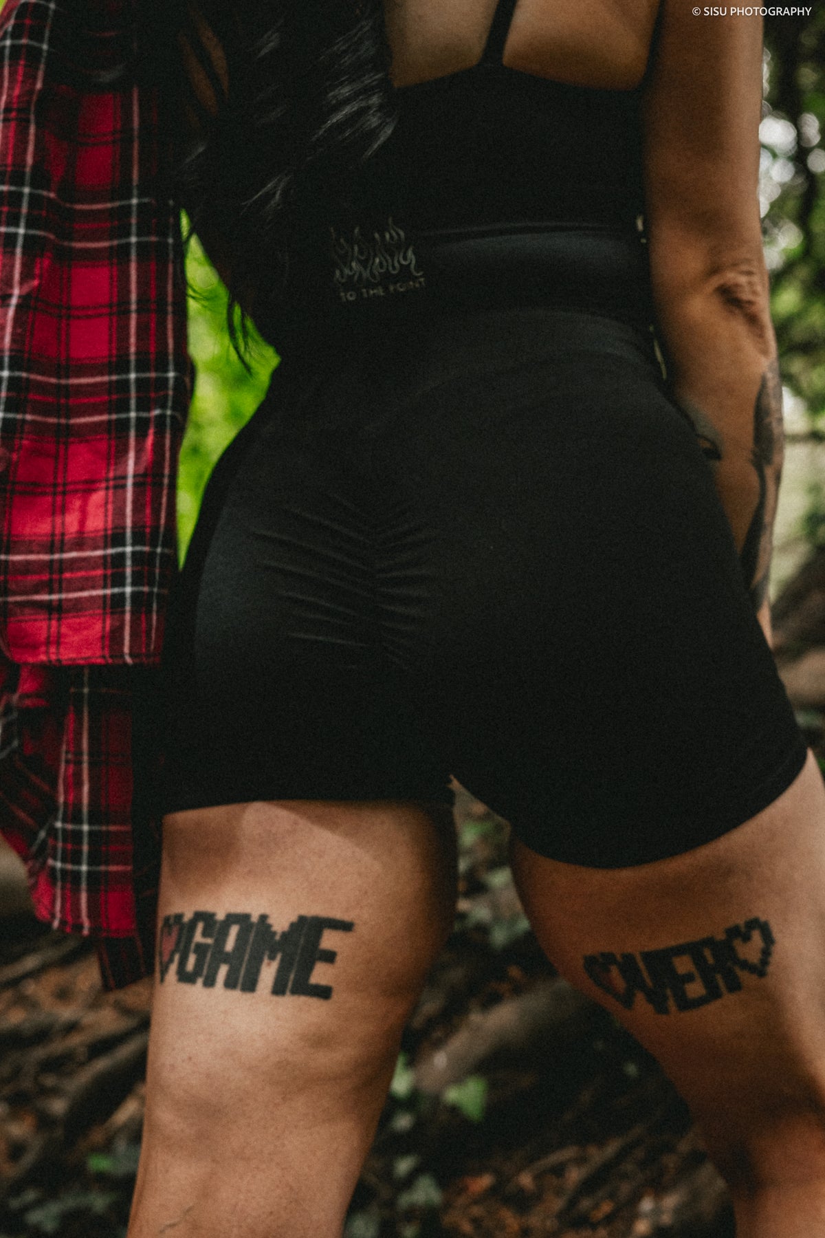 FLAME BOUND SCRUNCH SHORTS
